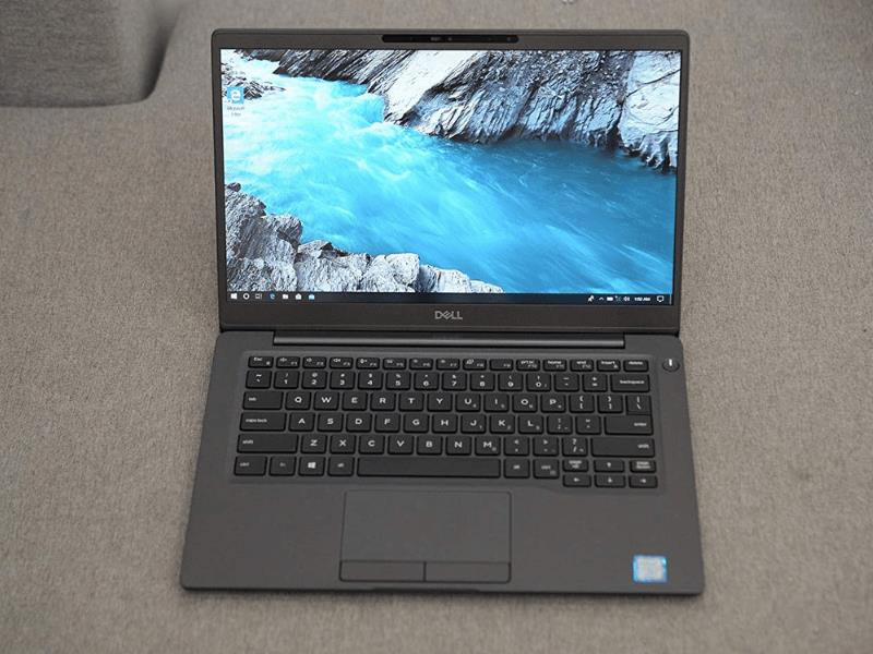 Laptop Dell Latitude 7300